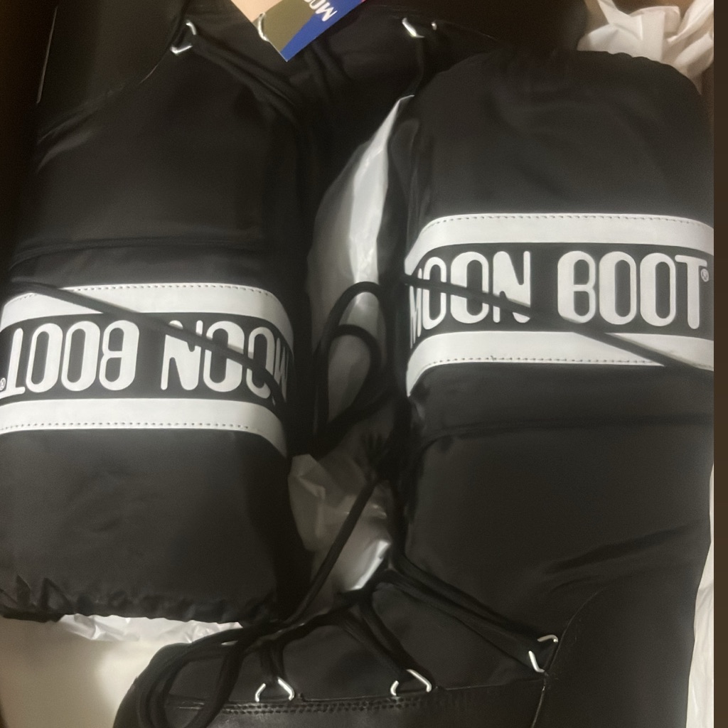 Authentic Moon Boot Black And White Snow Boots